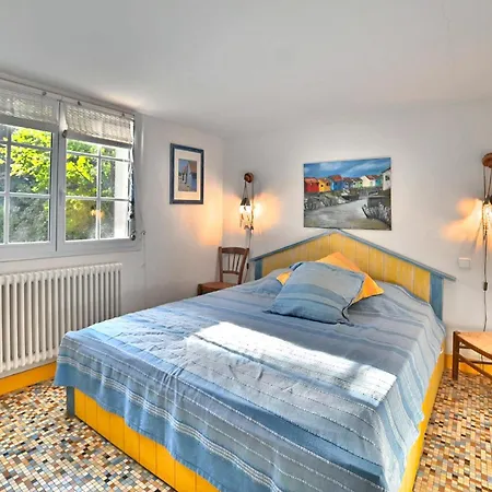 5 Bedroom Gorgeous Home In Saint-Georges-D'Oleron Dom wakacyjny